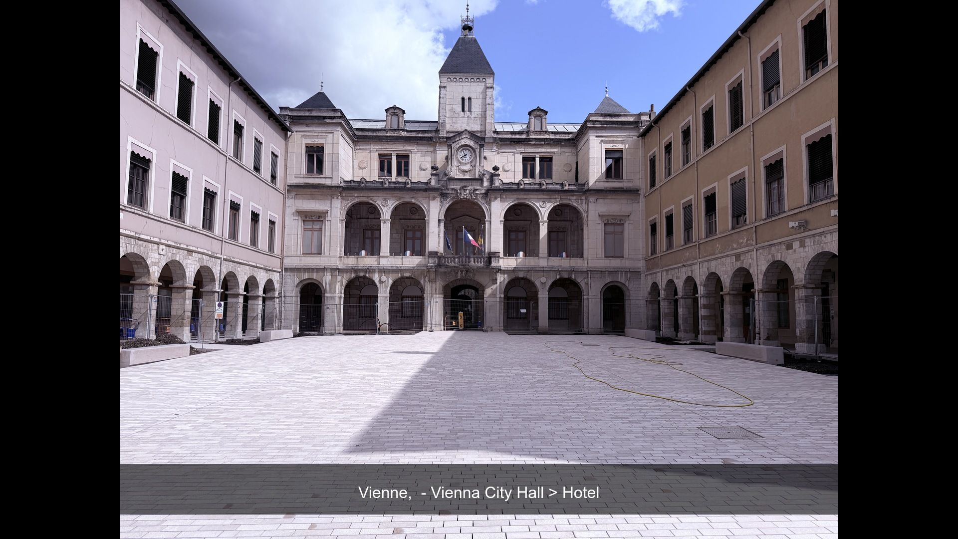 2026-05-16_IMG_4821_Vienna_City_Hal.jpg