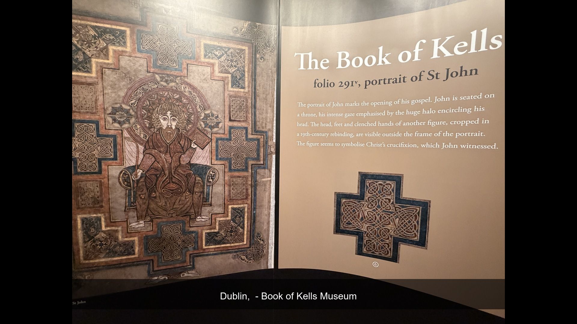 2026-06-19_IMG_5652_Book_of_Kells_M.jpg