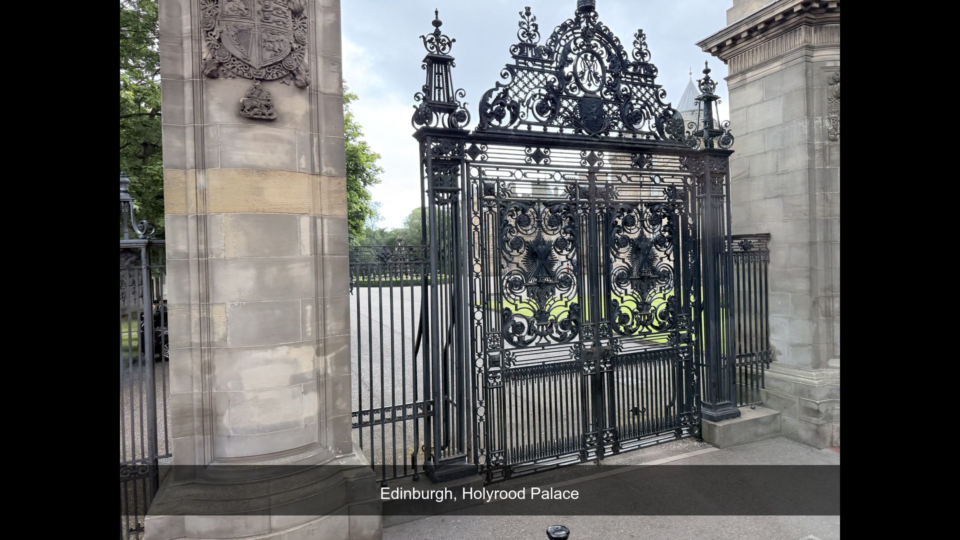 2026-07-01_IMG_6685_Holyrood_Palace.jpg