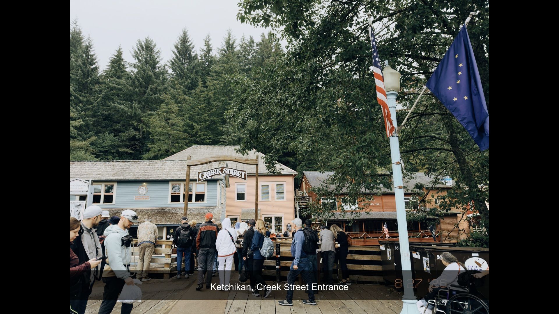 2026-08-27_090808_Creek_Street_En.jpg